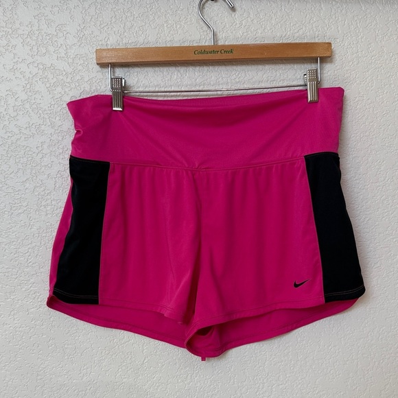 Nike Drifit Infiknit Training Running Short Pink and Black size Large - Picture 2 of 11
